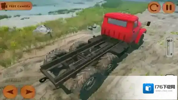 泥泞的越野卡车驾驶